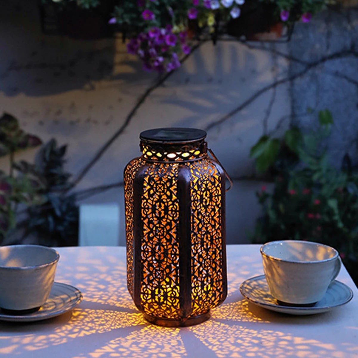 Retro Solar Hanging Lantern — Hollow Iron Outdoor Garden Light for Patio & Yard
