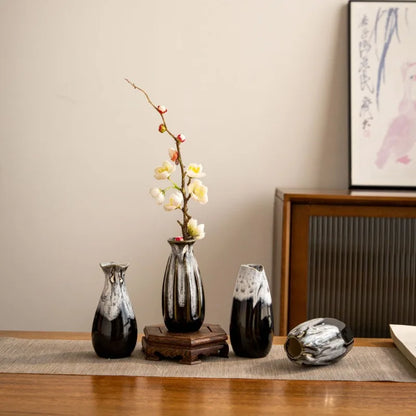 Japanese Kiln-Glazed Ceramic Vase — Handmade Retro Flower Arrangement Vase for Living Room & Foyer