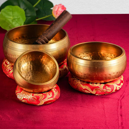 Tibetan Singing Bowl Set — Hand-Hammered Meditation Bowl for Yoga, Chakra & Stress Relief