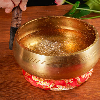 Tibetan Singing Bowl Set — Hand-Hammered Meditation Bowl for Yoga, Chakra & Stress Relief