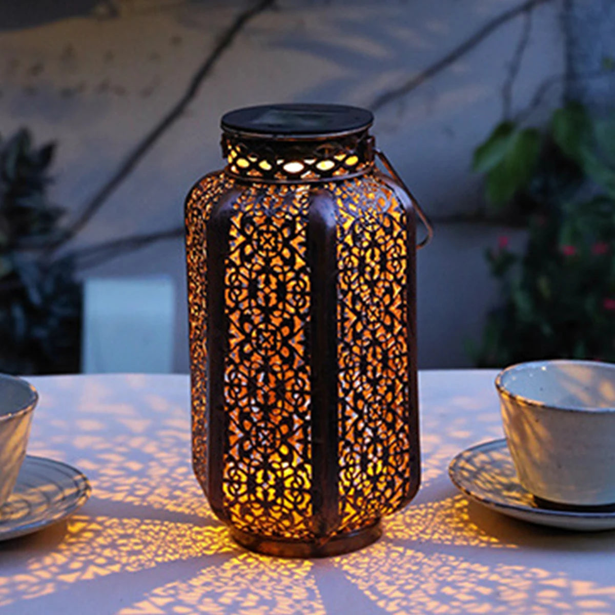 Retro Solar Hanging Lantern — Hollow Iron Outdoor Garden Light for Patio & Yard